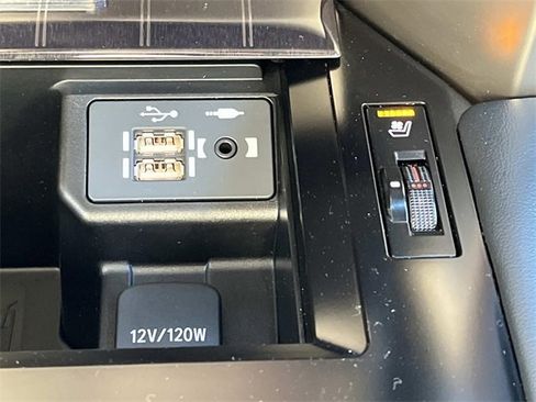 Used 2021 Lexus GX 460 Luxury w/ Sport Design Package image 41