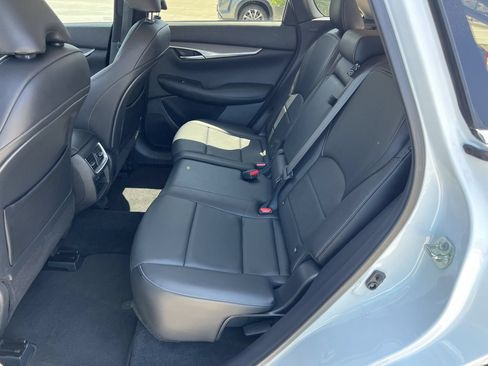 Used 2023 INFINITI QX50 Luxe FWD image 23