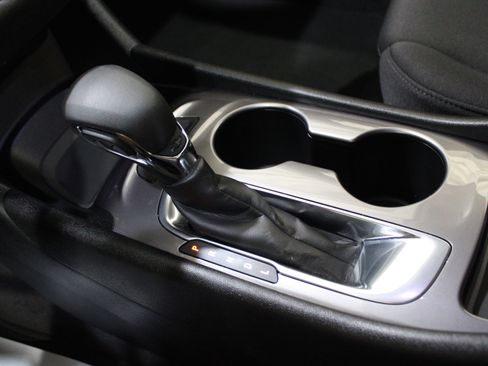 Used 2021 Chevrolet Malibu LS image 18