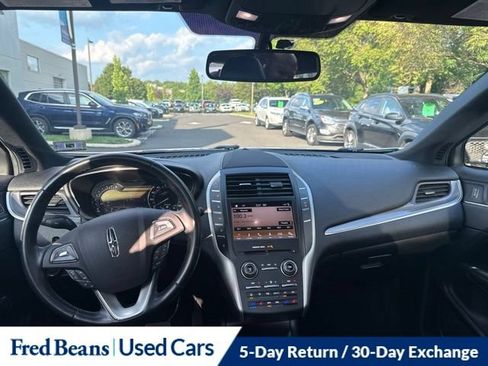 Used 2019 Lincoln MKC Reserve FWD image 17