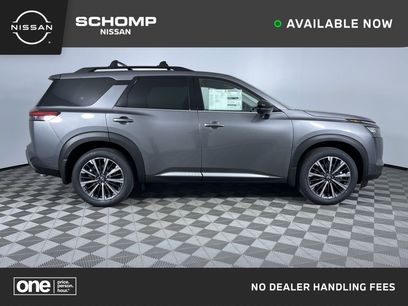 New 2026 Nissan Pathfinder Platinum w/ Accent Package