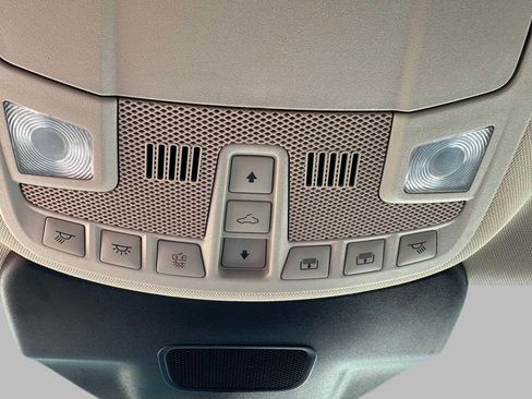 Used 2020 Lincoln Nautilus Reserve image 27