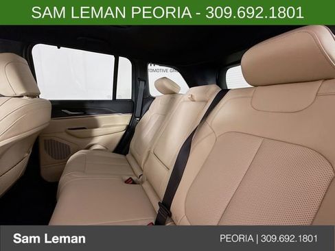 New 2025 Jeep Grand Cherokee Limited w/ Luxury Tech Group II image 25