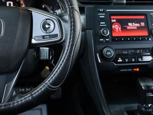 Used 2017 Honda Civic Sport image 40