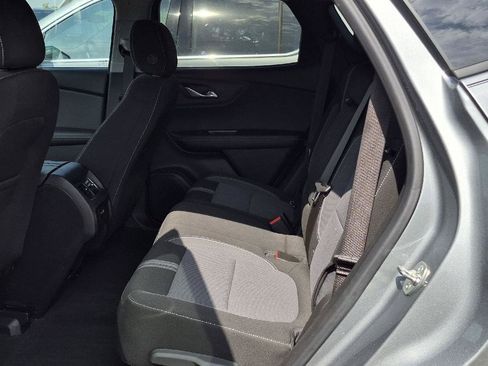 Used 2025 Chevrolet Blazer LT w/ Convenience Package FWD image 8