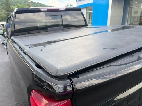 Used 2020 Chevrolet Silverado 1500 High Country w/ LPO, Dark Essentials Package AWD/4WD image 16