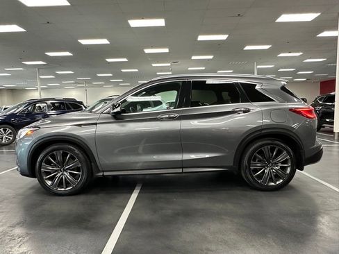 Used 2020 INFINITI QX50 Essential w/ Edition 30 Package image 4