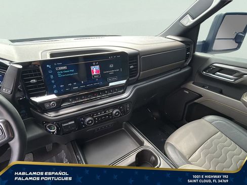 Certified 2024 Chevrolet Silverado 2500 ZR2 w/ Technology Package AWD/4WD image 23