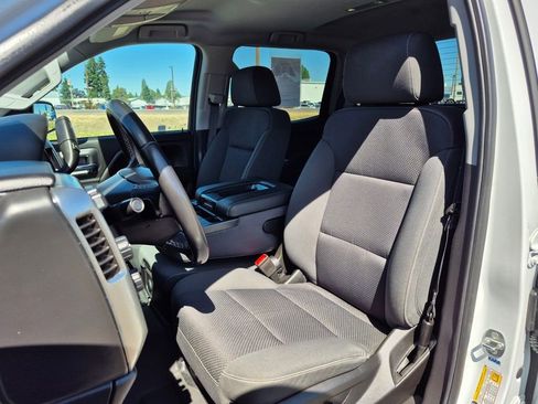 Used 2018 Chevrolet Silverado 1500 LT image 34