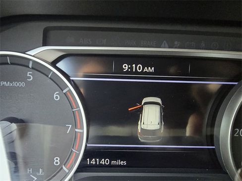 Used 2025 Nissan Rogue S image 2