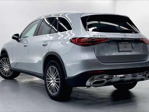 New 2026 Mercedes-Benz GLC 300 image 5