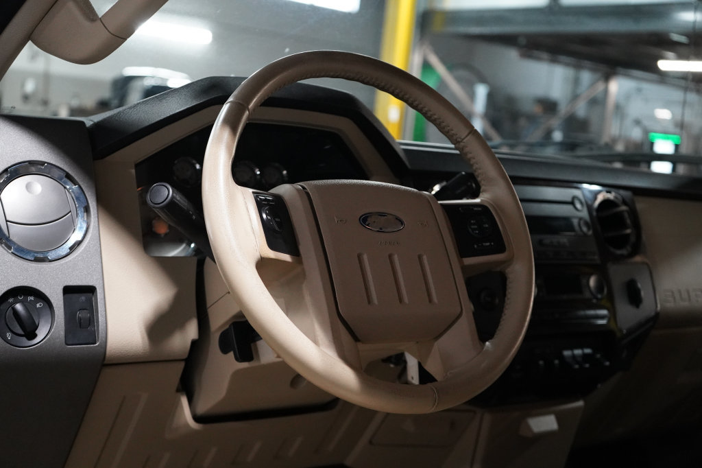 Used 2008 Ford F350 Lariat AWD/4WD image 14