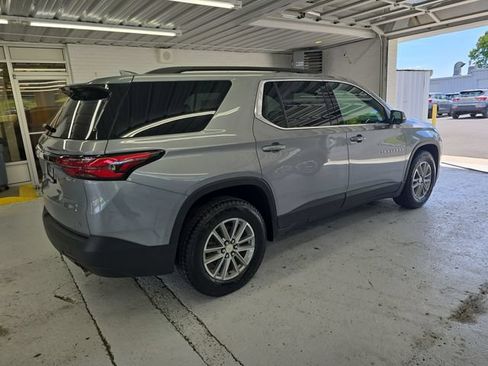 Used 2023 Chevrolet Traverse LT AWD/4WD image 6