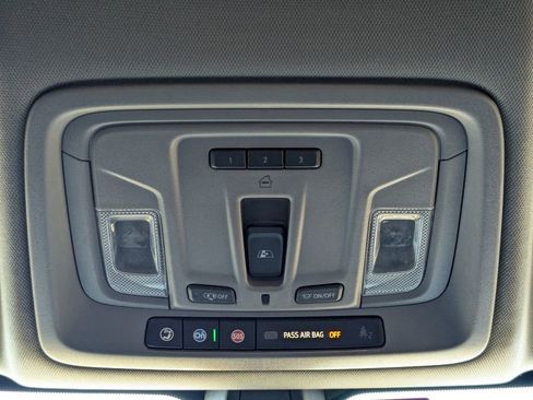 Certified 2021 Chevrolet Silverado 1500 LT w/ Texas Edition Plus image 25