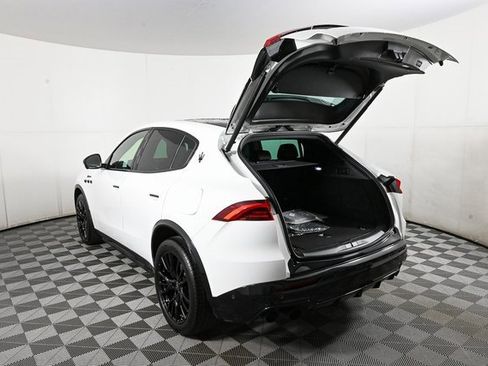 New 2025 Maserati Grecale Modena image 35