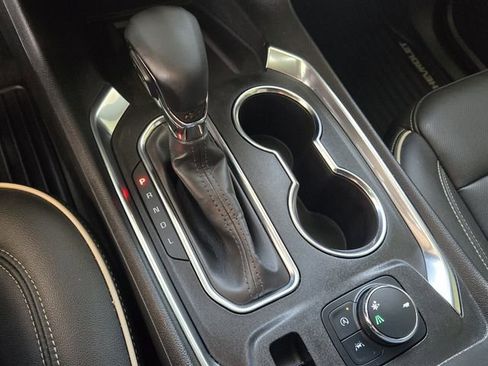 Used 2023 Chevrolet Traverse Premier w/ Redline Edition image 23