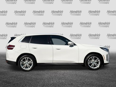 Used 2025 BMW X3 xDrive30i w/ Premium Package AWD/4WD image 3