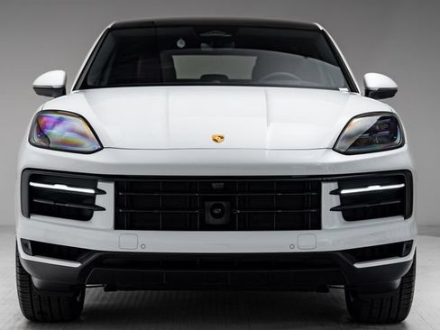 New 2026 Porsche Cayenne Coupe AWD/4WD image 30