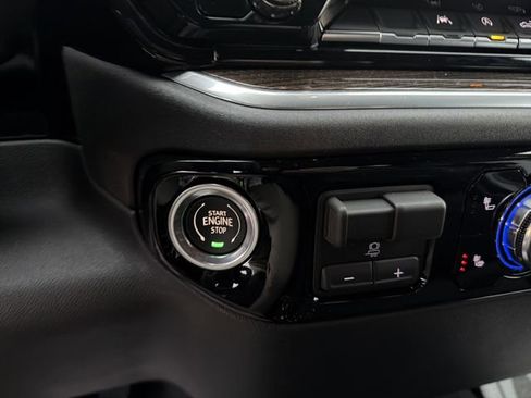 New 2026 GMC Sierra 1500 Elevation AWD/4WD image 25