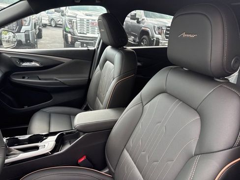 New 2026 Buick Envista Avenir image 12