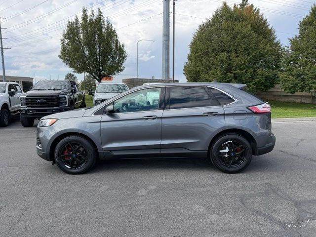 Used 2022 Ford Edge SEL AWD/4WD image 11