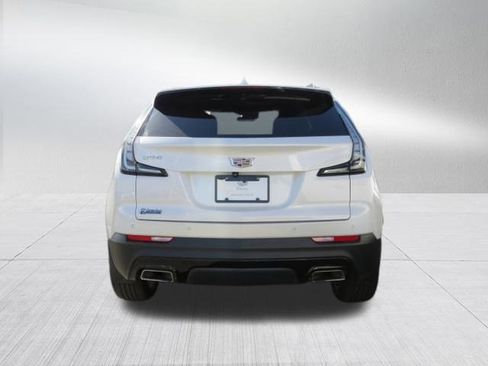 Certified 2023 Cadillac XT4 Sport image 3