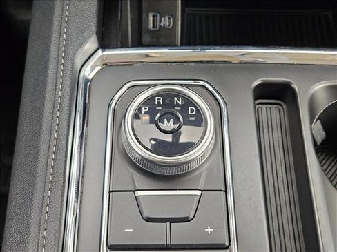 Used 2024 Ford Expedition XLT AWD/4WD image 11