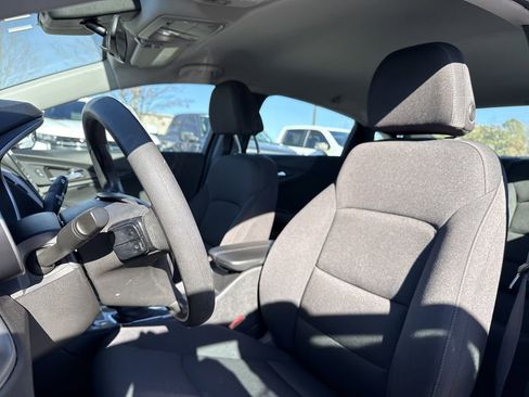 Used 2024 Chevrolet Malibu LT image 12