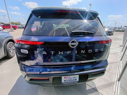 New 2026 Nissan Pathfinder SV image 5