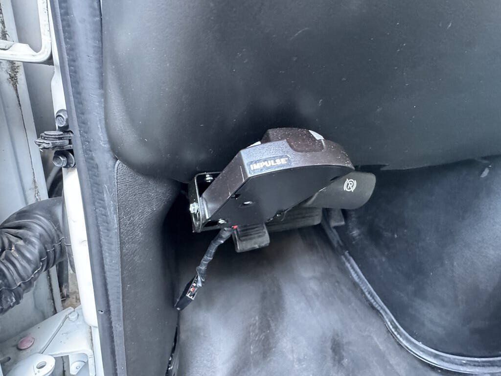 Used 2016 Chevrolet Express 2500 RWD image 23