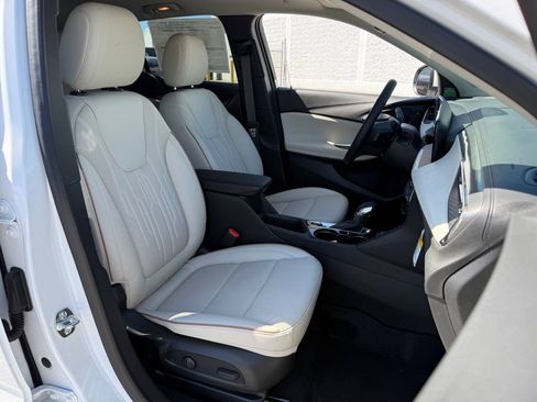 New 2026 Buick Encore GX Avenir w/ Avenir Technology Package FWD image 22