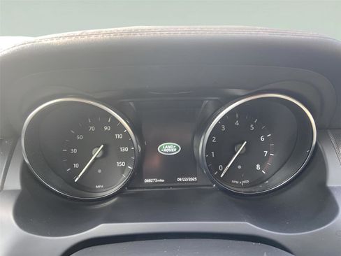 Used 2018 Land Rover Range Rover Evoque HSE image 4