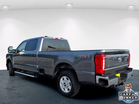 Used 2025 Ford F250 XLT AWD/4WD image 12