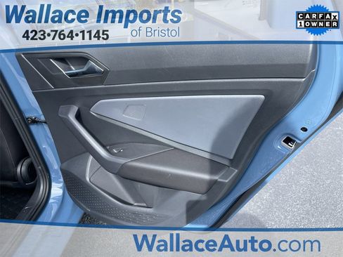 Certified 2025 Volkswagen Jetta SE image 21