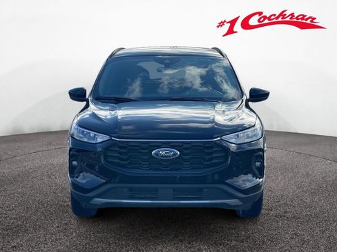 Used 2025 Ford Escape ST-Line Select image 2