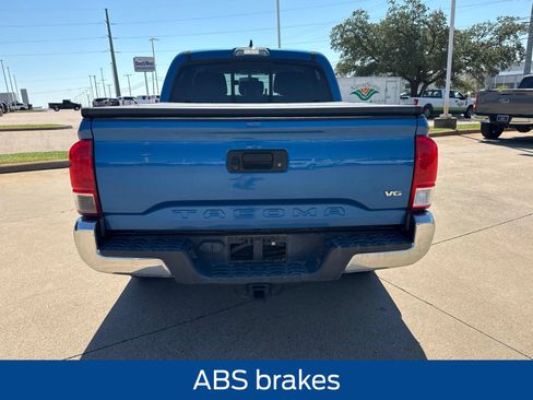 Used 2016 Toyota Tacoma SR5 w/ Towing Package RWD image 7