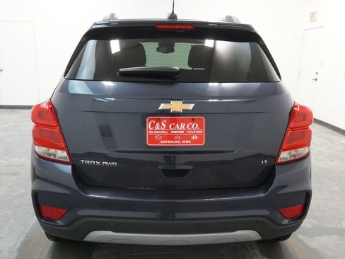 Used 2018 Chevrolet Trax LT w/ LT Convenience Package image 8