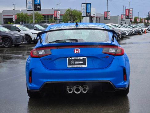 Used 2023 Honda Civic Type R image 6