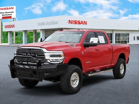 Used 2024 RAM 2500 Laramie w/ Towing Technology Group image 2