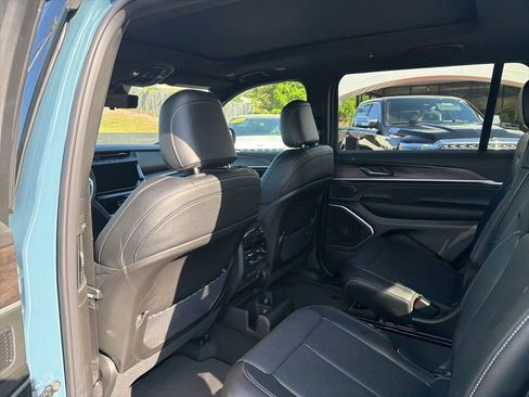 New 2026 Jeep Grand Cherokee L Limited AWD/4WD image 14