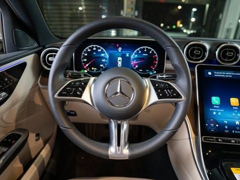 Certified 2025 Mercedes-Benz C 300 4MATIC Sedan image 26
