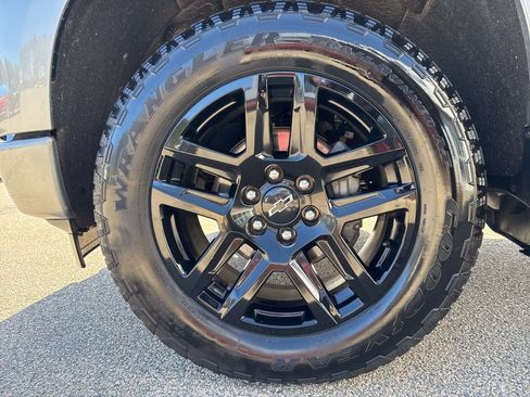 Used 2024 Chevrolet Silverado 1500 RST image 10