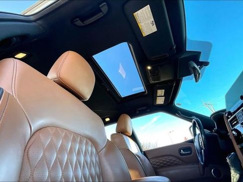 Used 2024 INFINITI QX80 Sensory w/ Cargo Package image 22