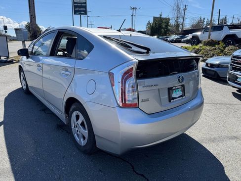 Used 2012 Toyota Prius Two image 2