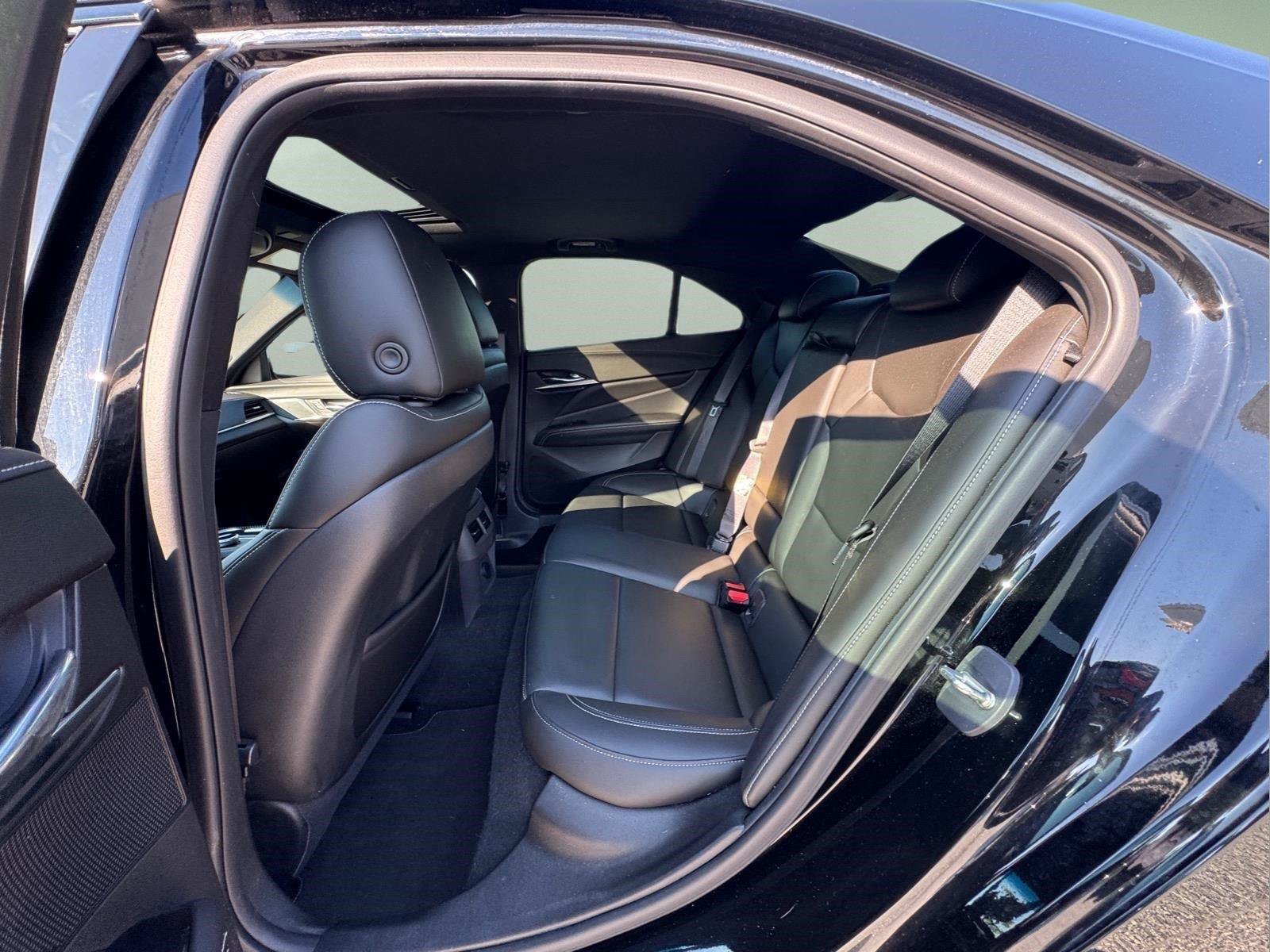 Used 2023 Cadillac CT4 V Blackwing w/ Driver Assist Package RWD image 13