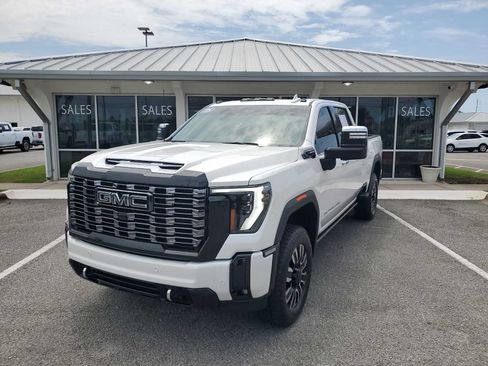Used 2025 GMC Sierra 3500 Denali Ultimate AWD/4WD image 1