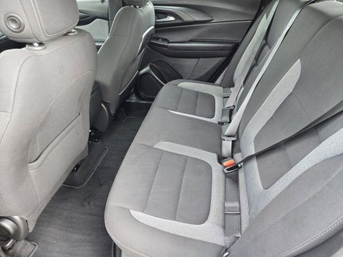 Used 2024 Chevrolet TrailBlazer LS FWD image 28