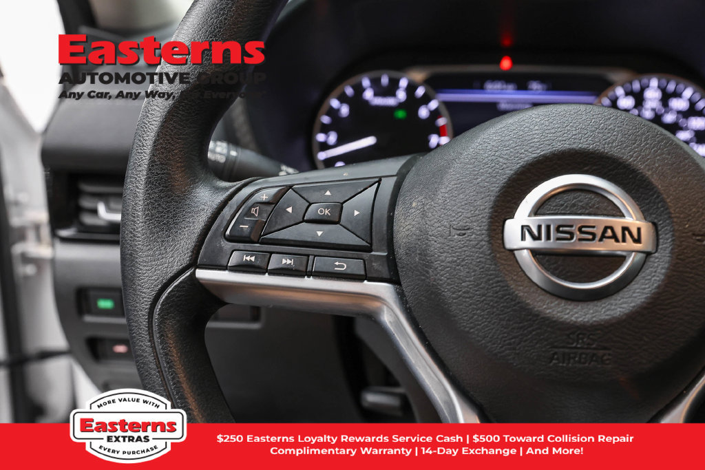 Used 2023 Nissan Sentra SV FWD image 16