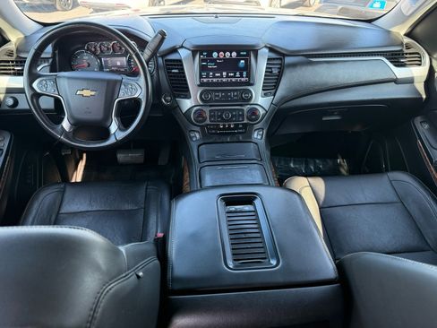Used 2018 Chevrolet Suburban Premier image 29
