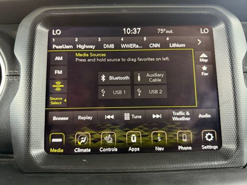 Used 2023 Jeep Wrangler Unlimited Sahara w/ Cold Weather Group AWD/4WD image 12